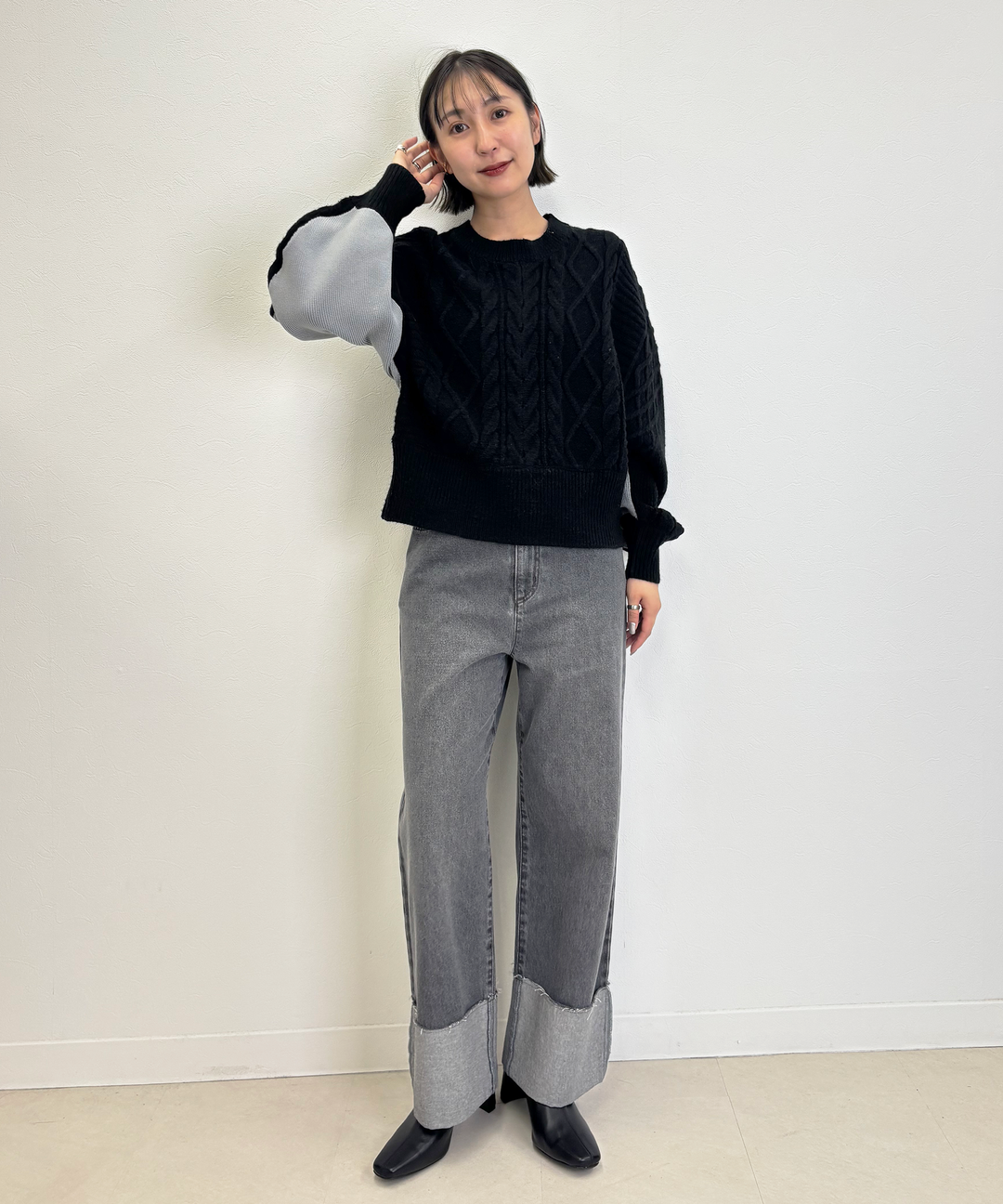 ケーブル畦配色ニット