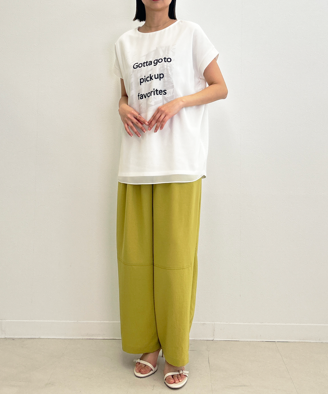 ロゴTシャツ