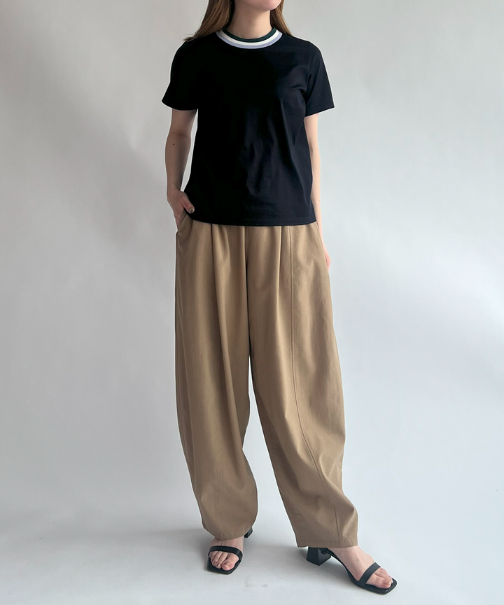 カーヴィーワイドパンツ