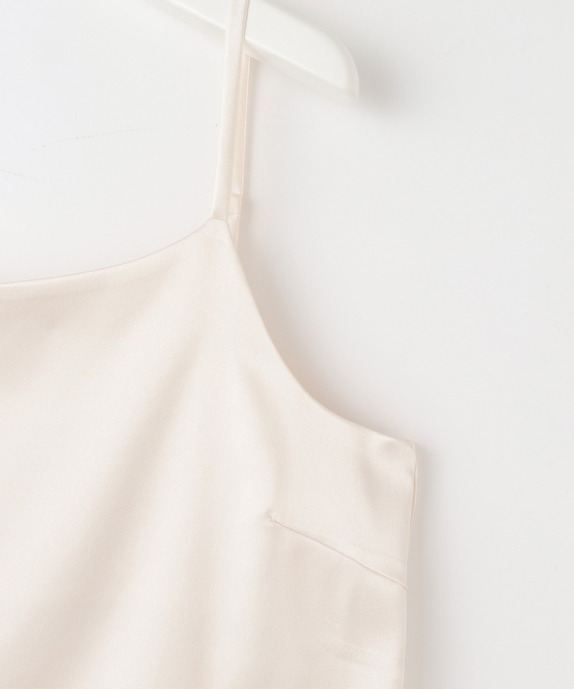 ストレッチロイヤルサテンキャミ – FACE SANS FARD