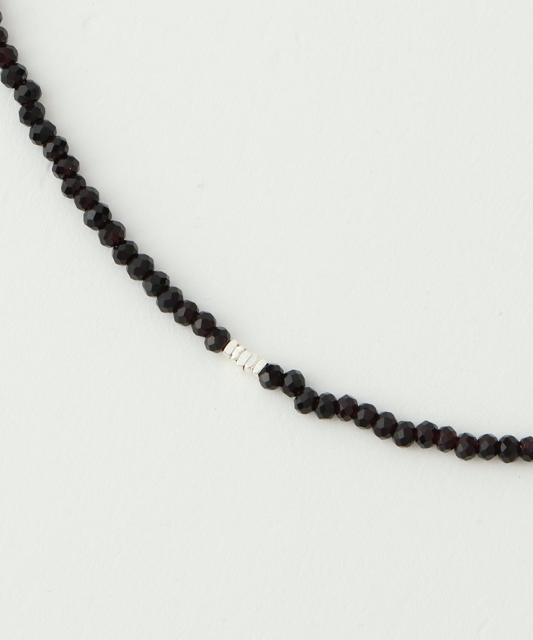 ビーズネックレス