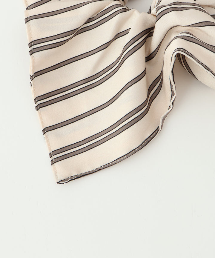 ストライプシュシュ