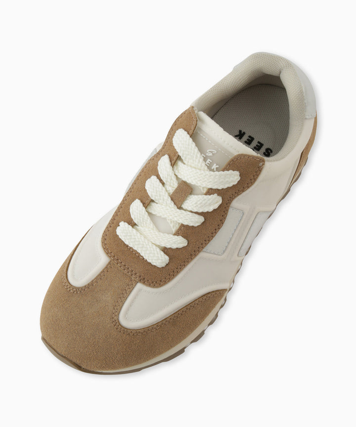 ベーシックスニーカー