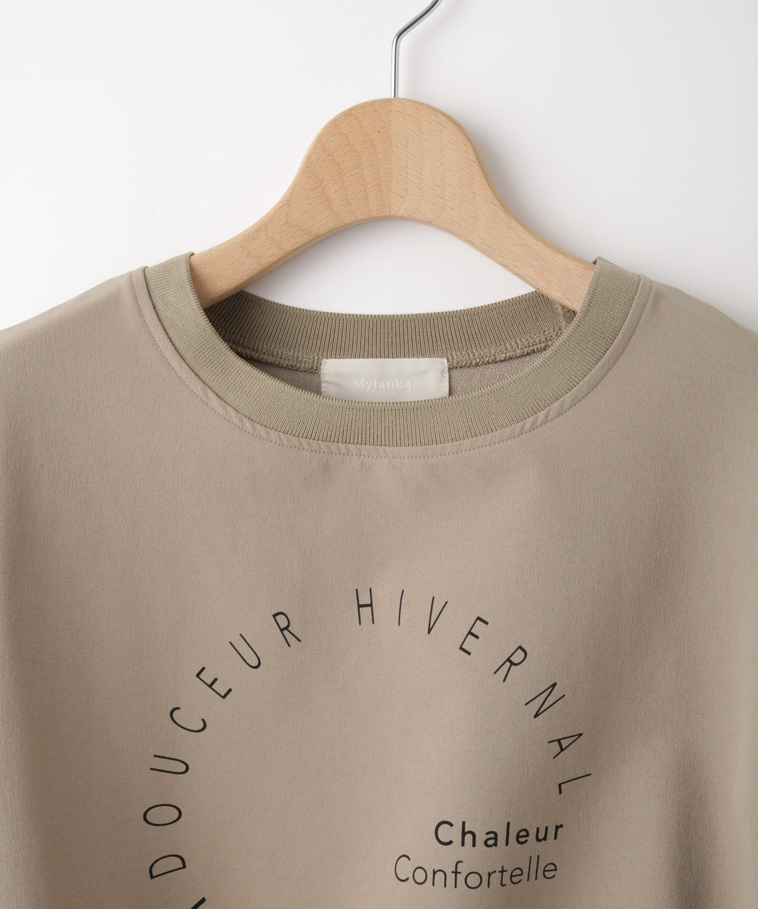 タフタ裏毛フロッキーロゴブラウス