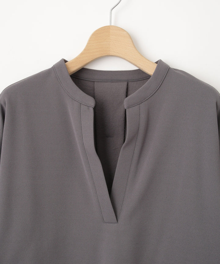 Vネックジャージープルオーバー