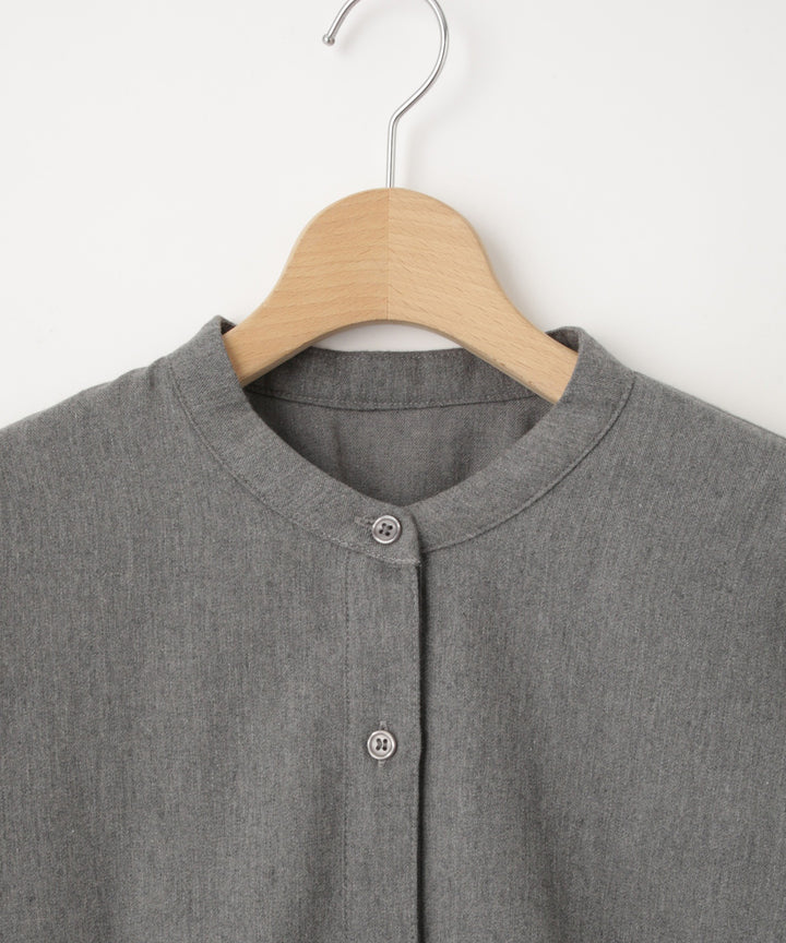 ギャザーバンドカラーブラウス