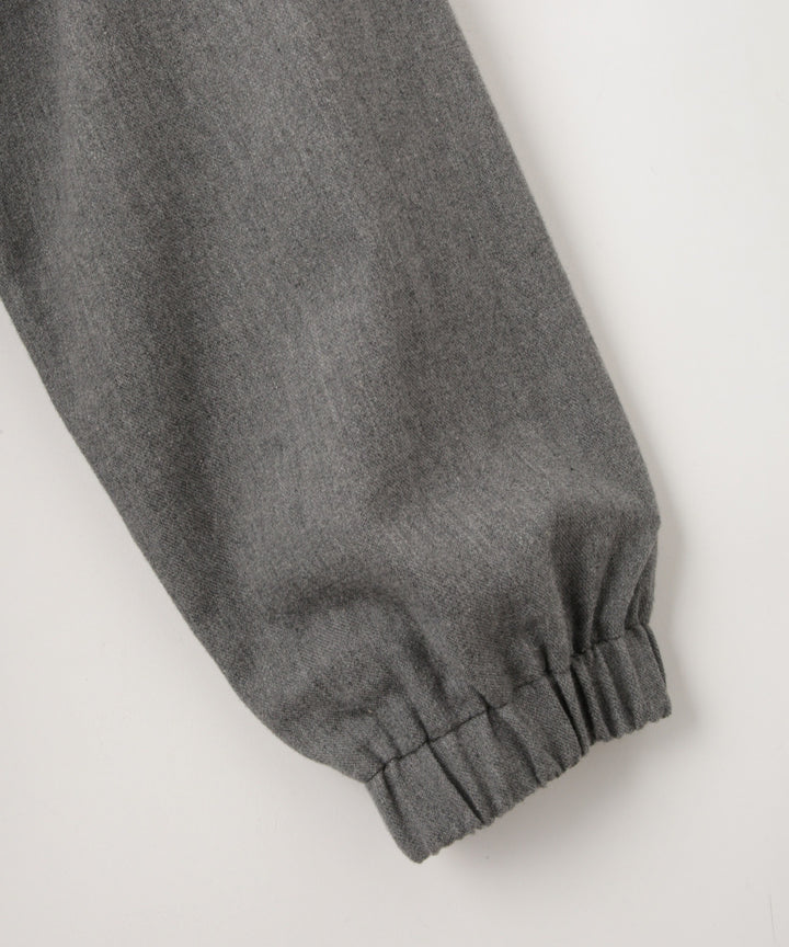 ギャザーバンドカラーブラウス