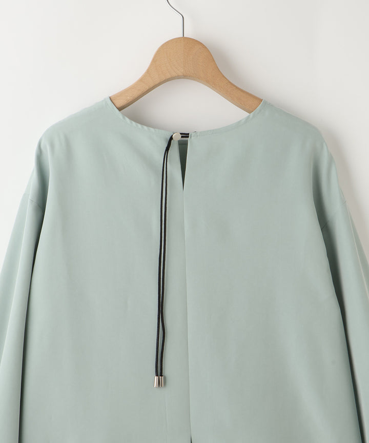 配色デザインブラウス