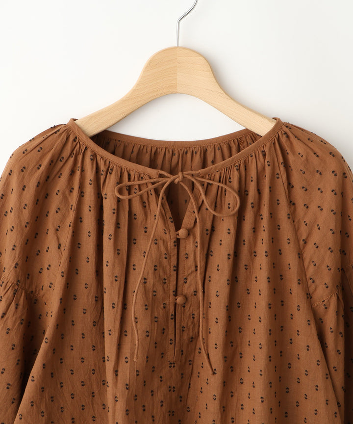 Cut jacquard blouse