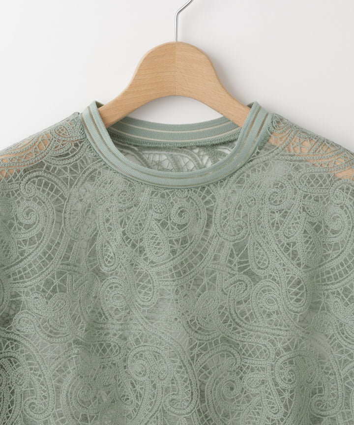 ペイズリー刺繍ブラウス