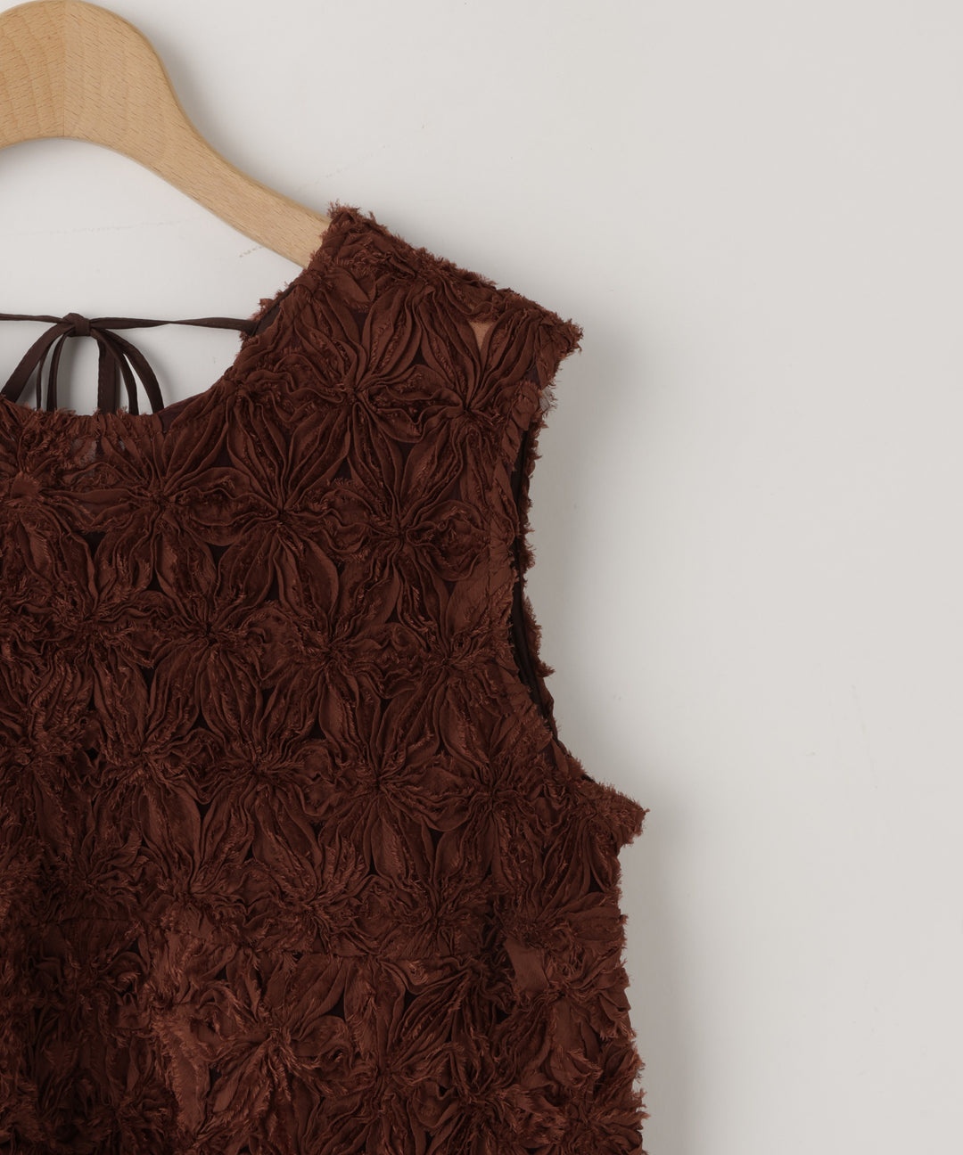 フラワー刺繍バックリボンブラウス