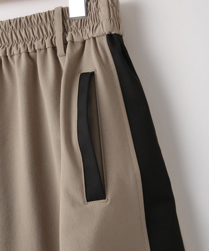 タフタ裏毛サイドラインバルーンスカート