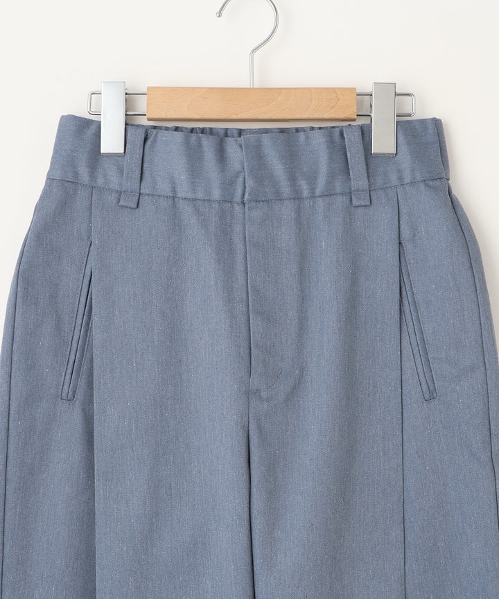 タックワイドテーパードパンツ