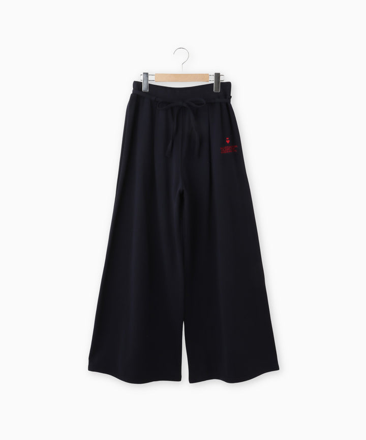 タックワイドシルエットパンツ