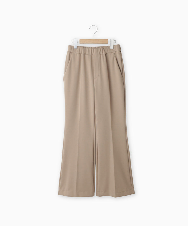 センタープレスフレアパンツ