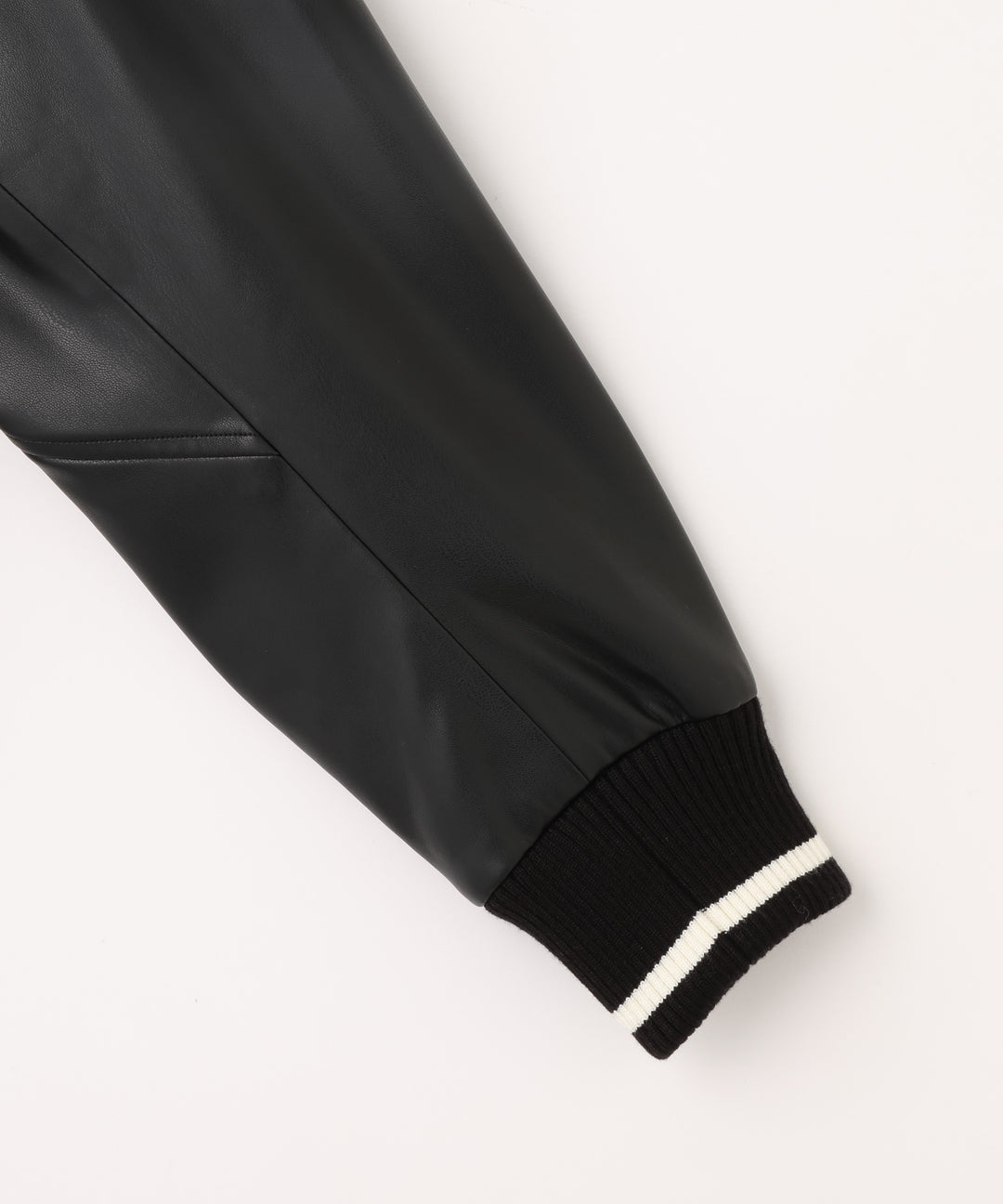 ドッキングスタジャン