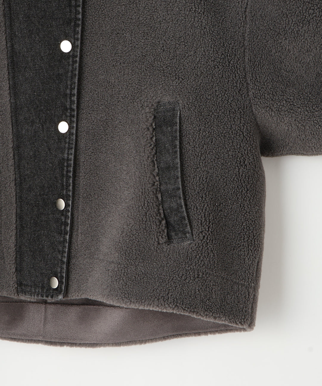 フェイクムートン×デニムドッキングブルゾン