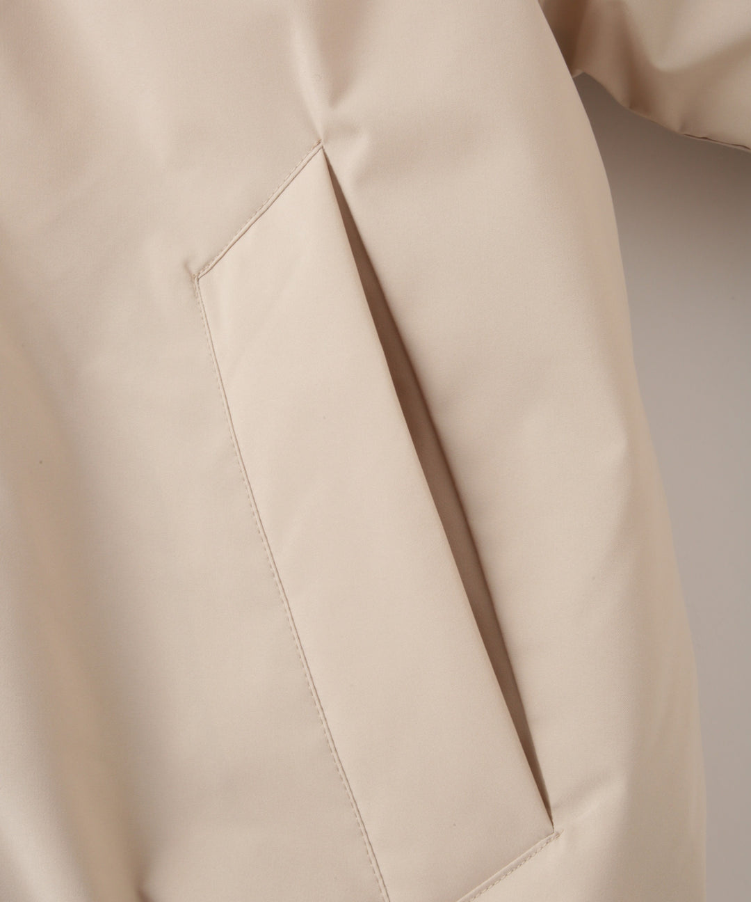 タフタダウンコート