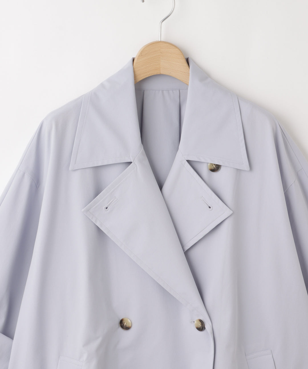 ライトトレンチコート