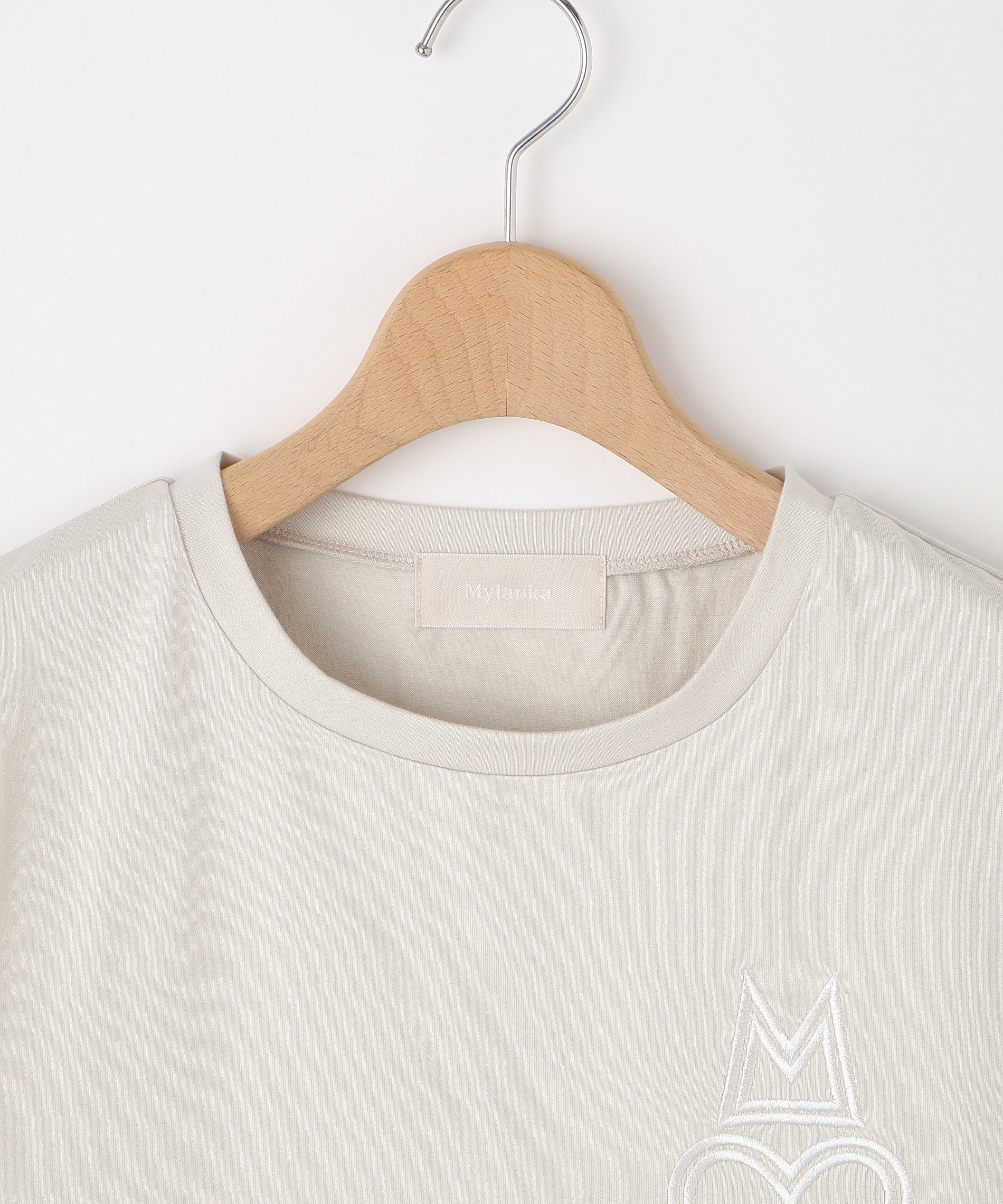 刺繍モチーフTシャツ – FACE SANS FARD
