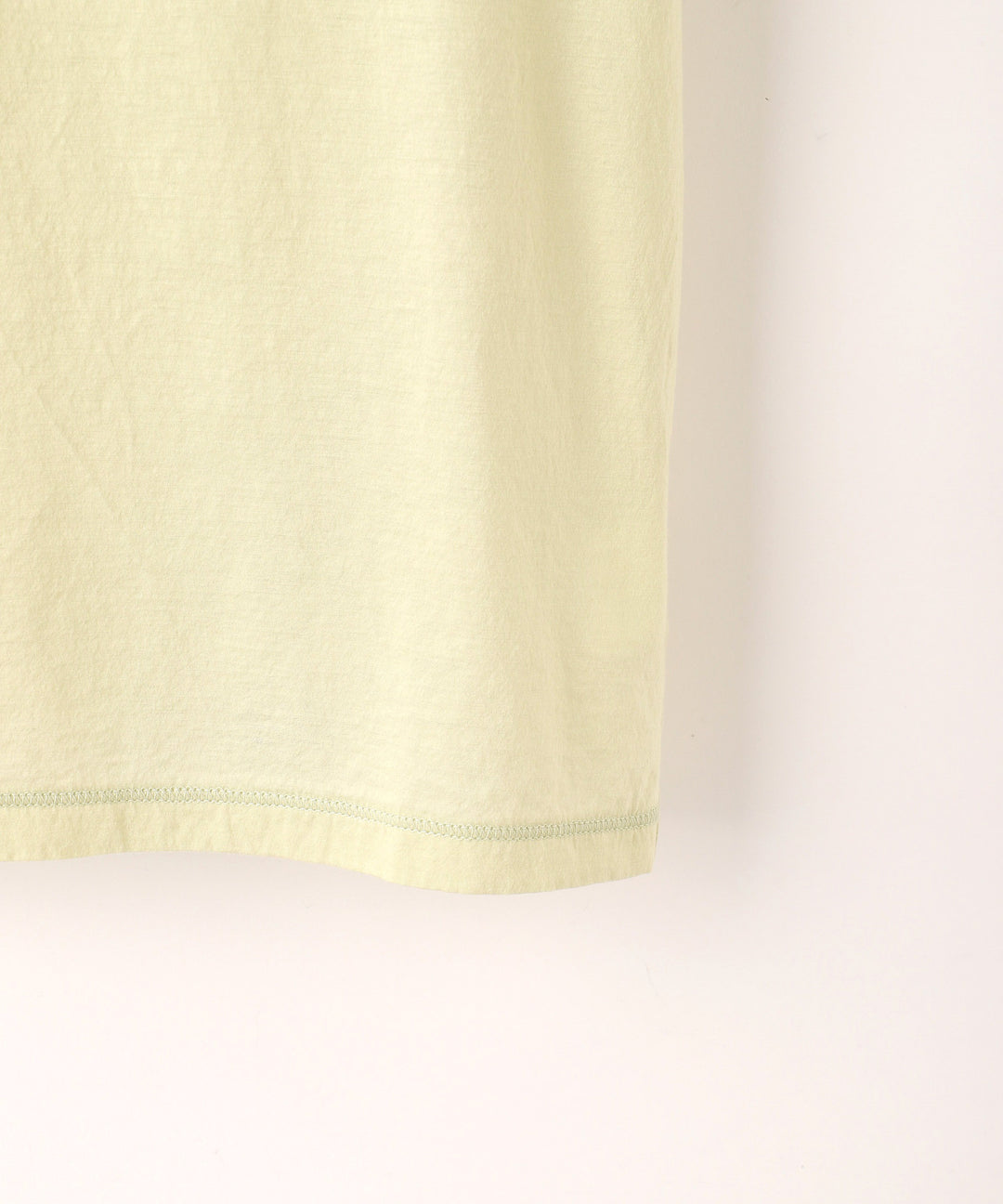 シンプルTシャツ
