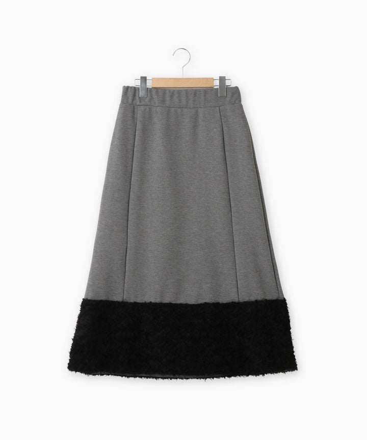 フェザーヘムポンチスカート