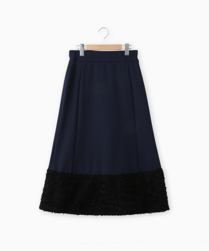 フェザーヘムポンチスカート