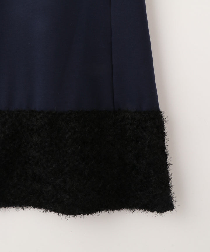 フェザーヘムポンチスカート