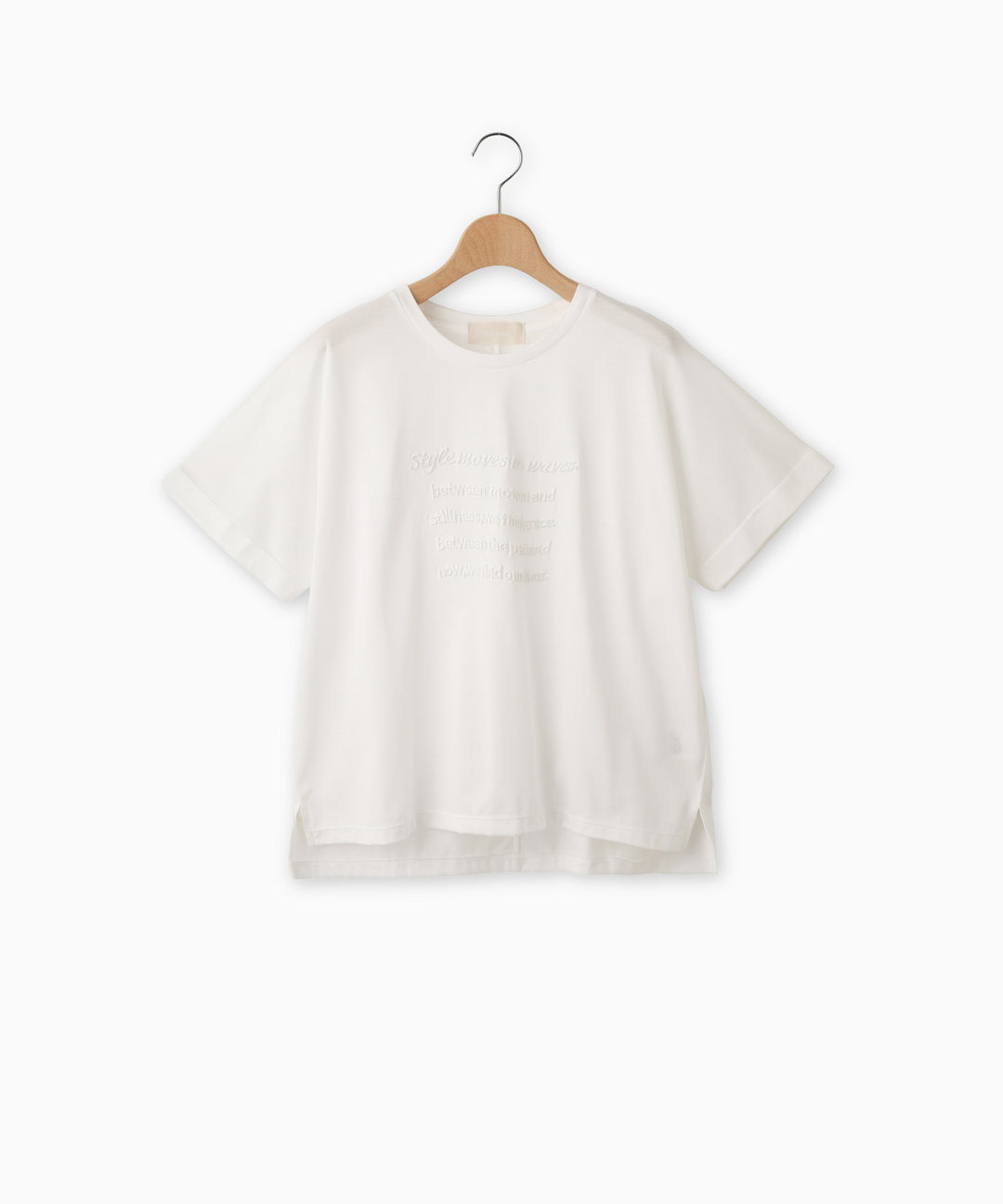 ロゴ刺繍Tシャツ