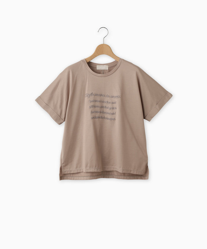 ロゴ刺繍Tシャツ
