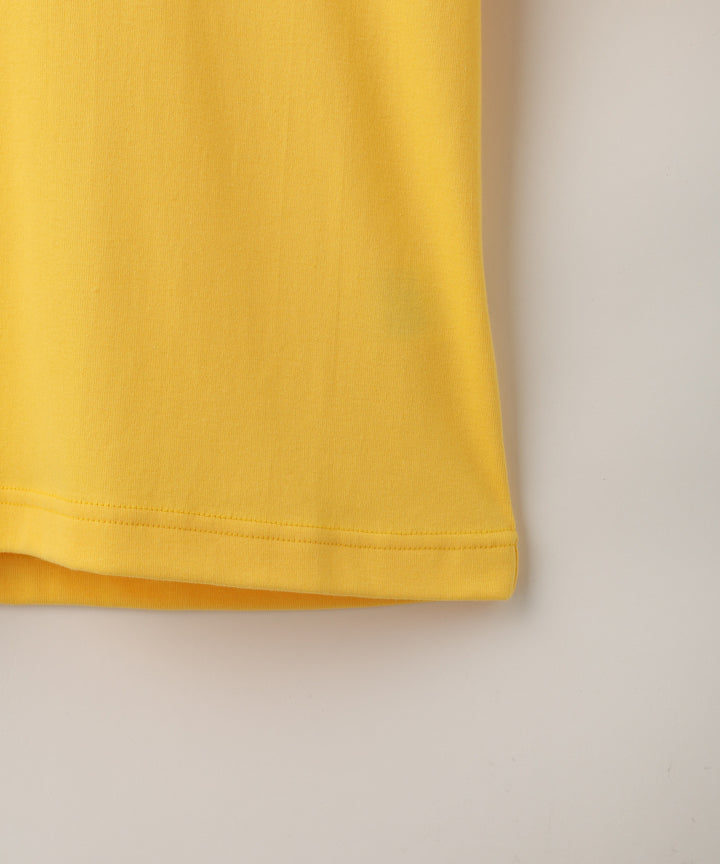 UネックロゴTシャツ