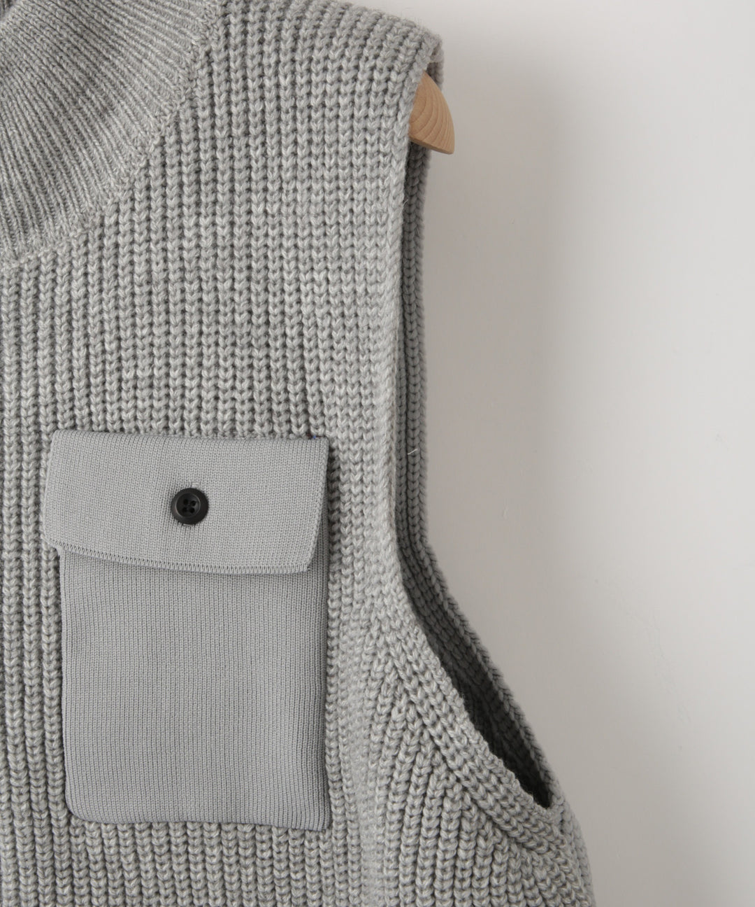 あぜ編みニットジレ