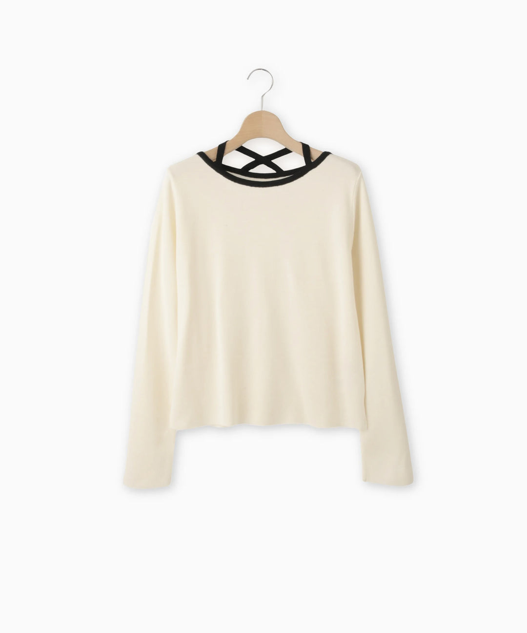 バックリボンニット