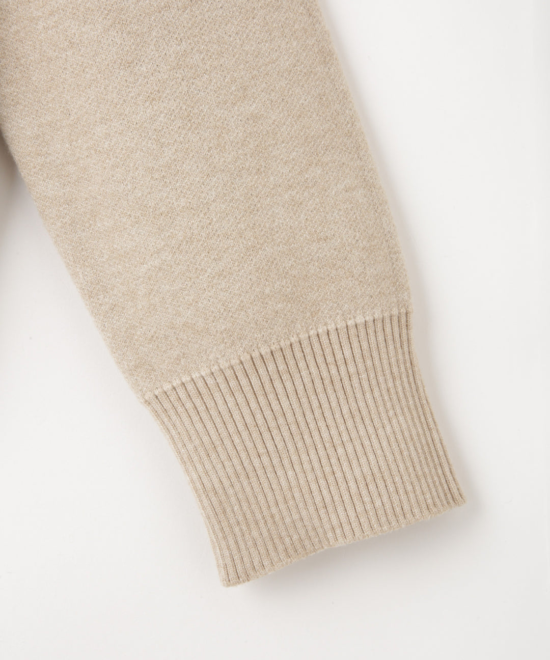 PEANUTS(SNOOPY)コラボジャガードニット