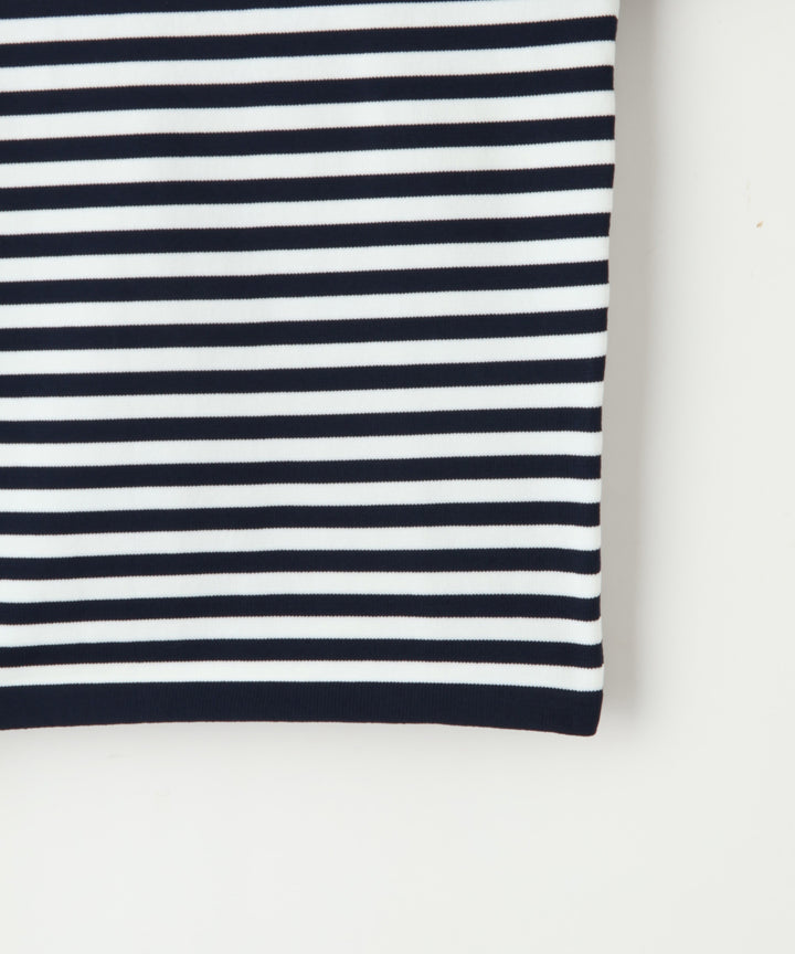 クルーネックボーダートップス