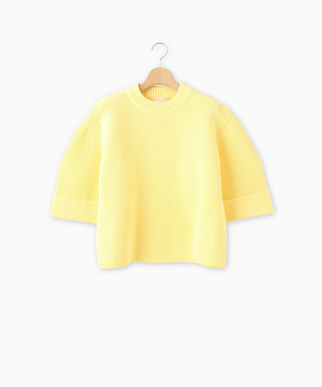 ハーフスリーブニットトップス