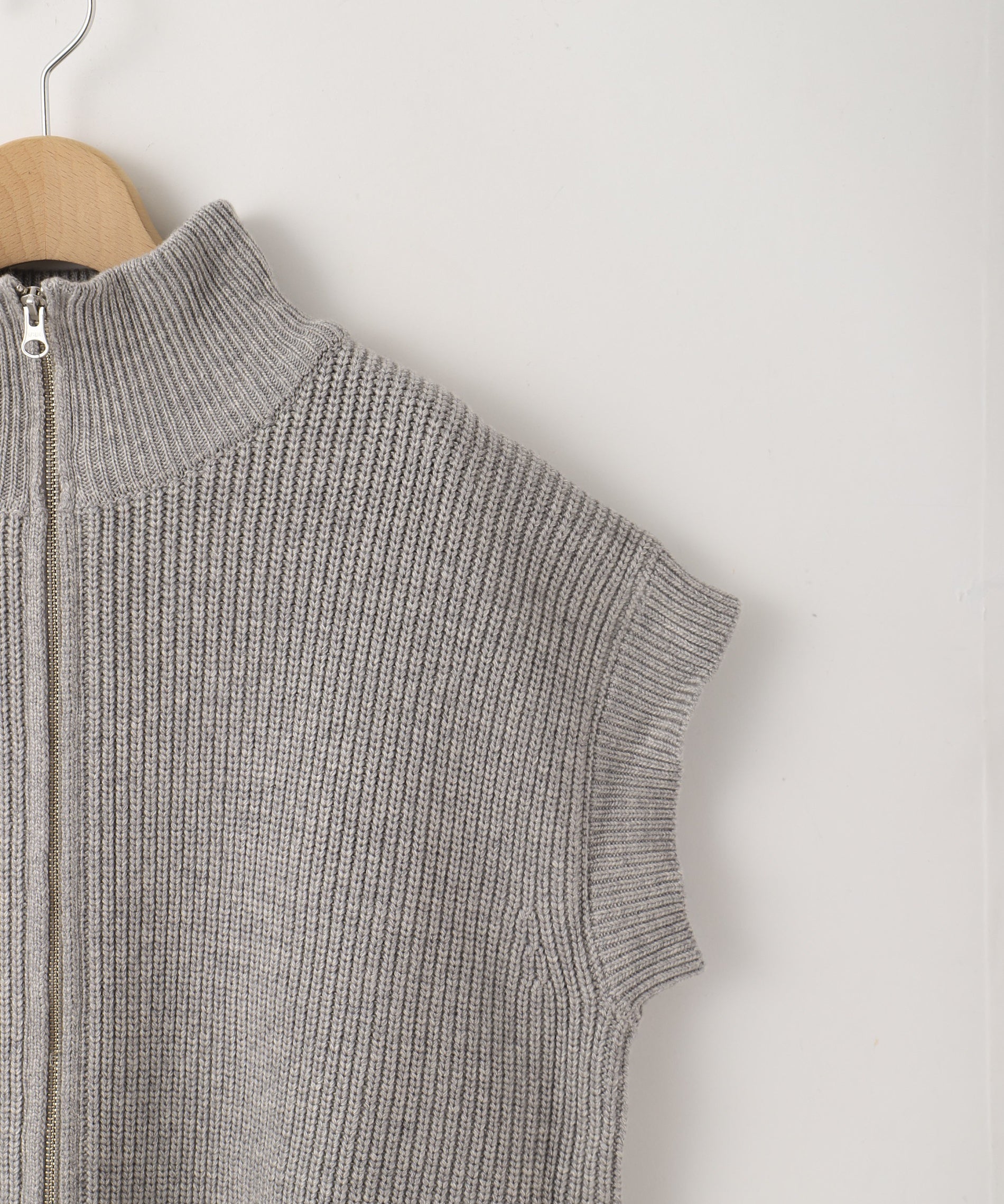 ロングハイネックジレ – FACE SANS FARD