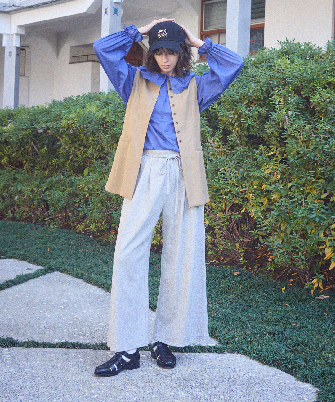 シアービッグカラーギャザーブラウス