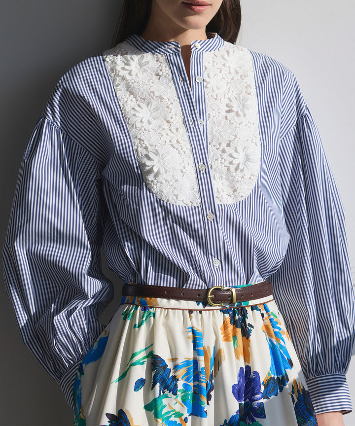 バンドカラーフラワーデザインブラウス