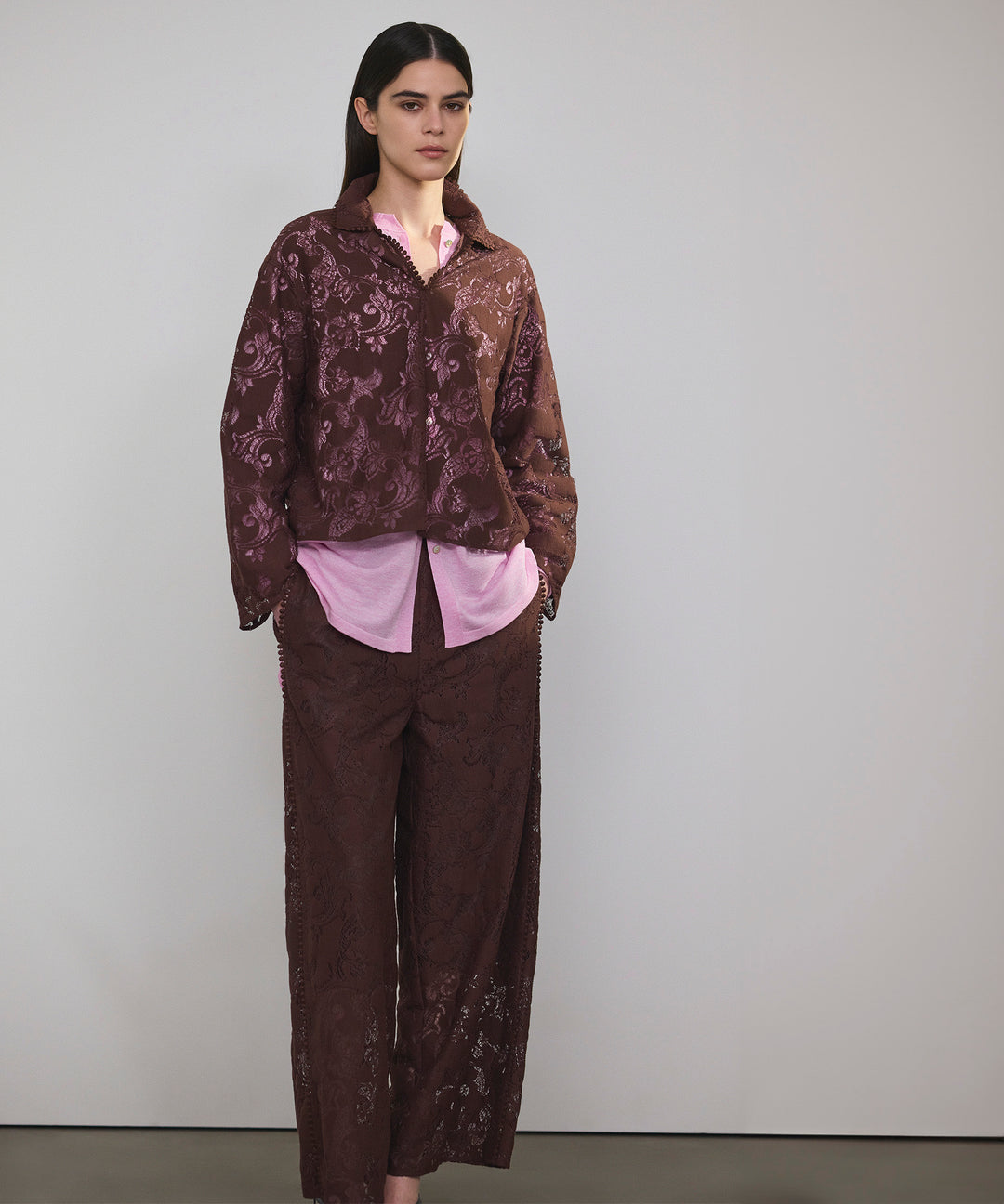 セミワイドシルエットレースパンツ