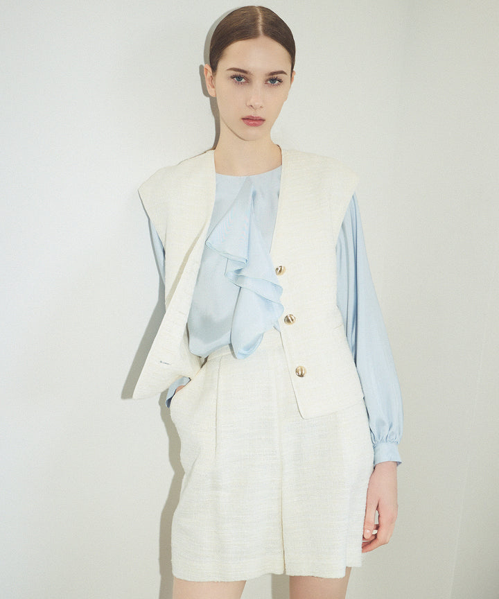 ラッフルデザインブラウス