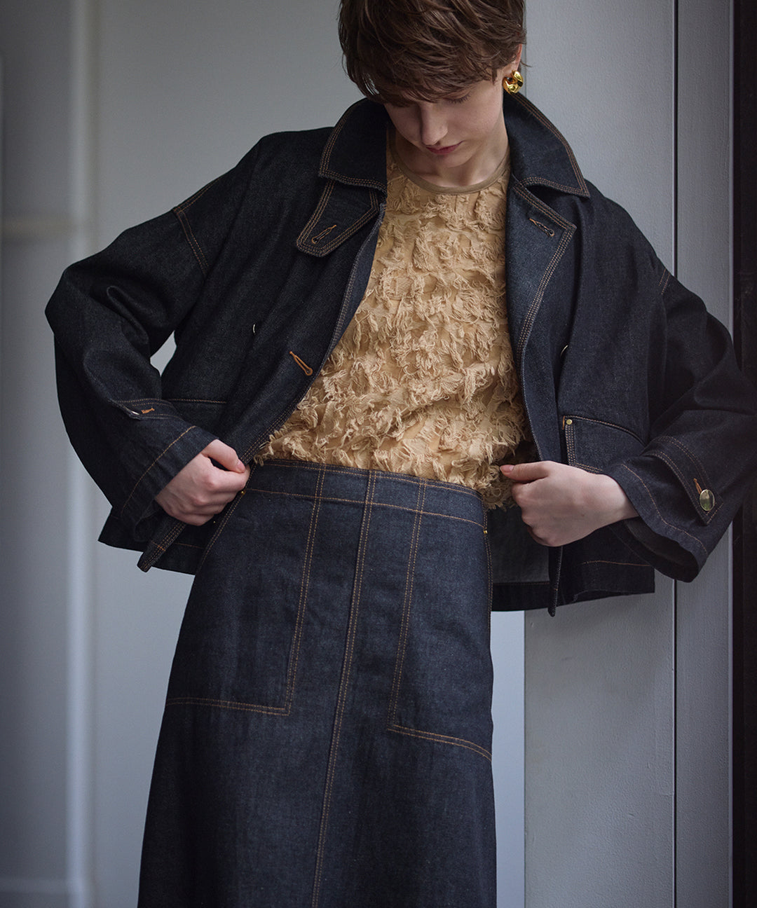 ジャガードシアーTブラウス