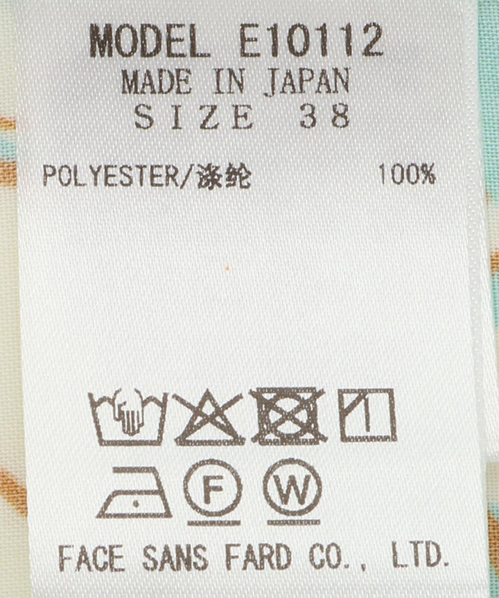 フラワープリントパフスリーブブラウス